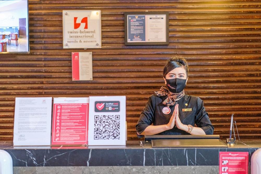 Swiss-Belhotel Mangga Besar Jacarta Exterior foto